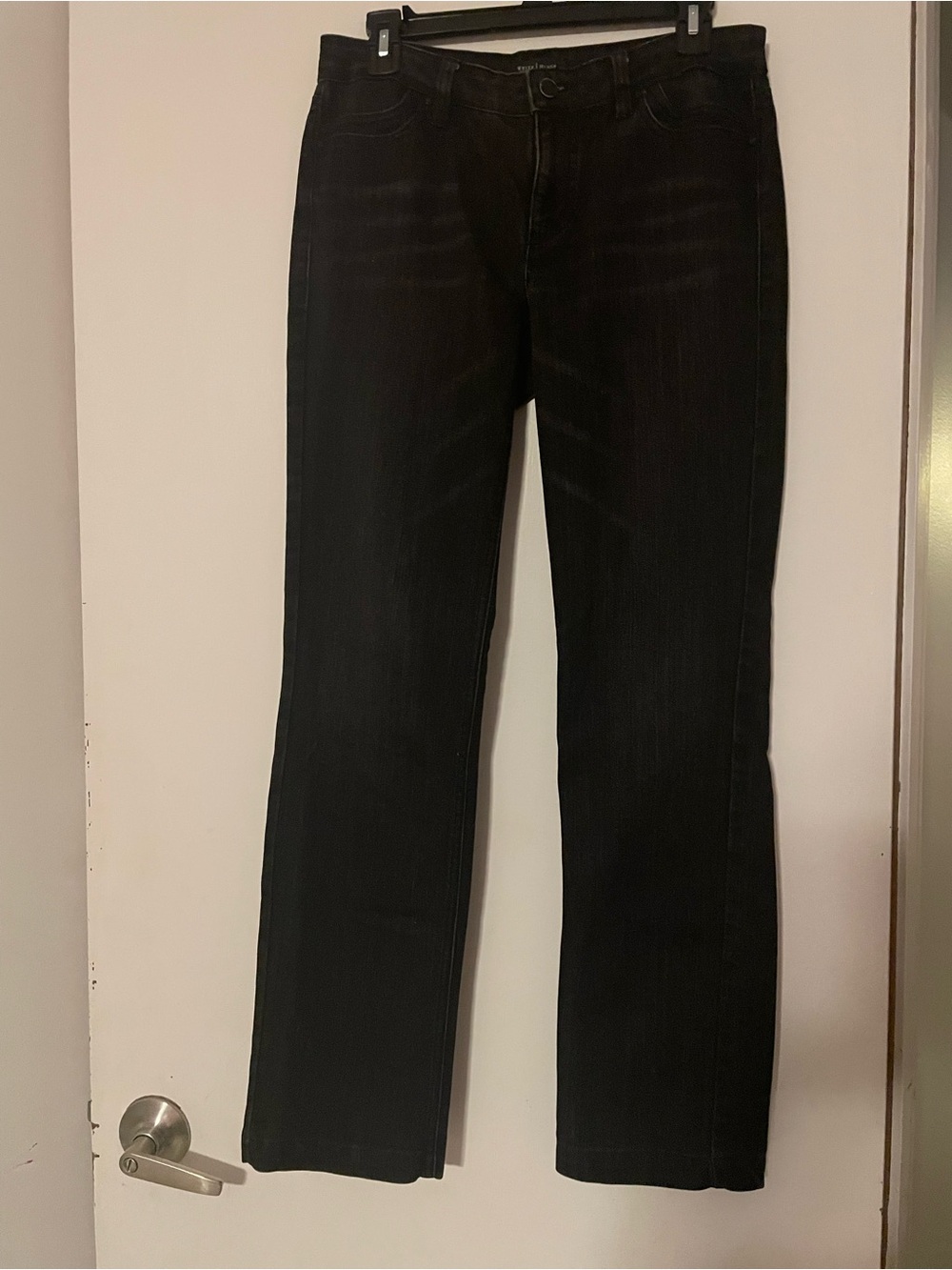 White House Black Market Noir Black Jeans 6R Straight Bootcut Seamed Denim